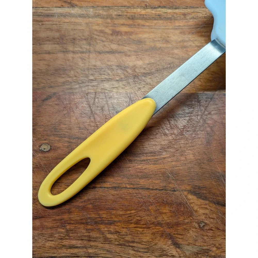 Fried Egg Spatula Novelty Silicone Turner Stainless Steel Kitchen Tool Yellow